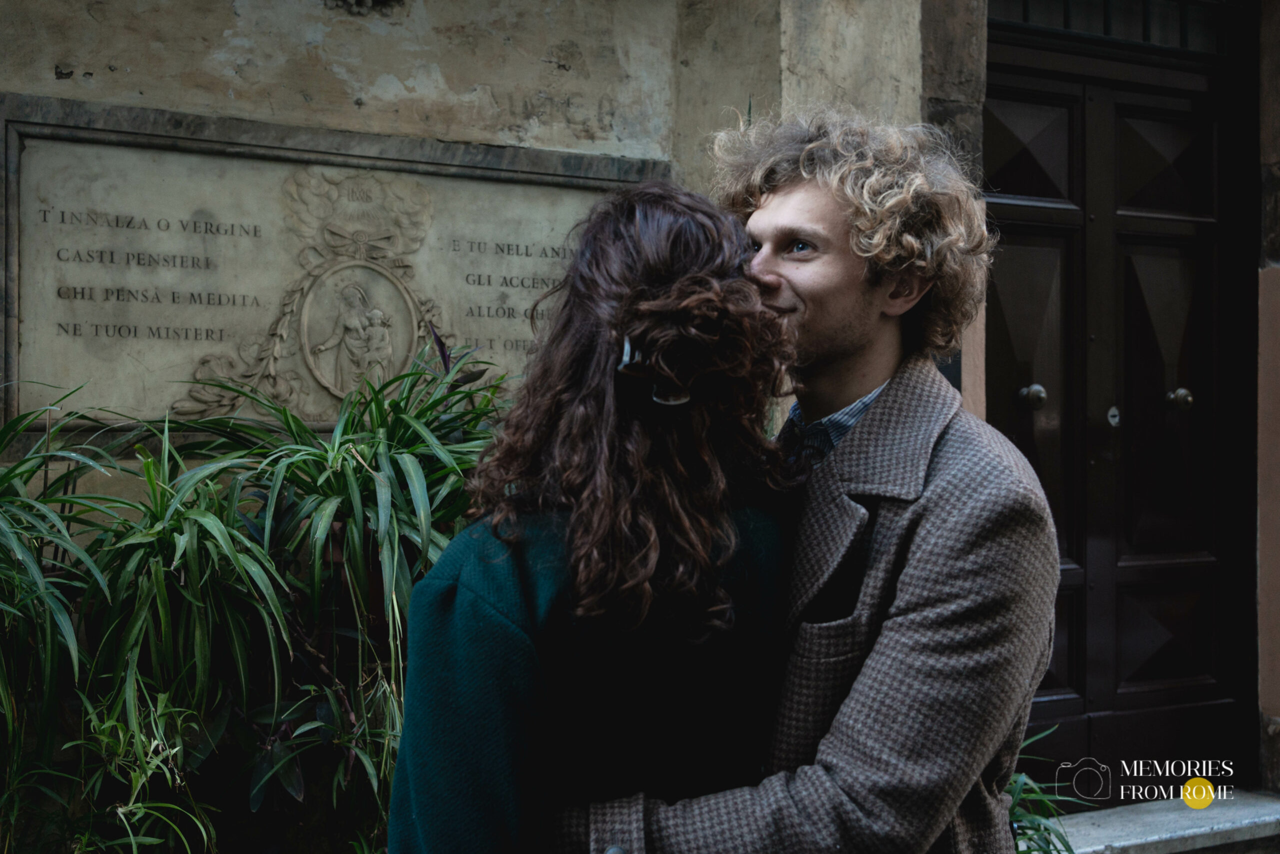 Couple photoshoot with young lady and young man at the city center of Rome