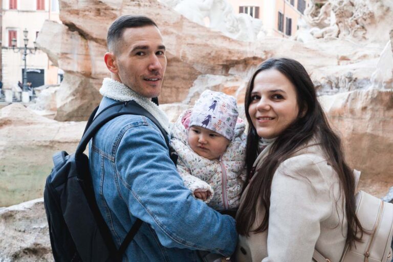 Family photoshoot with baby at Fontana di Trevi