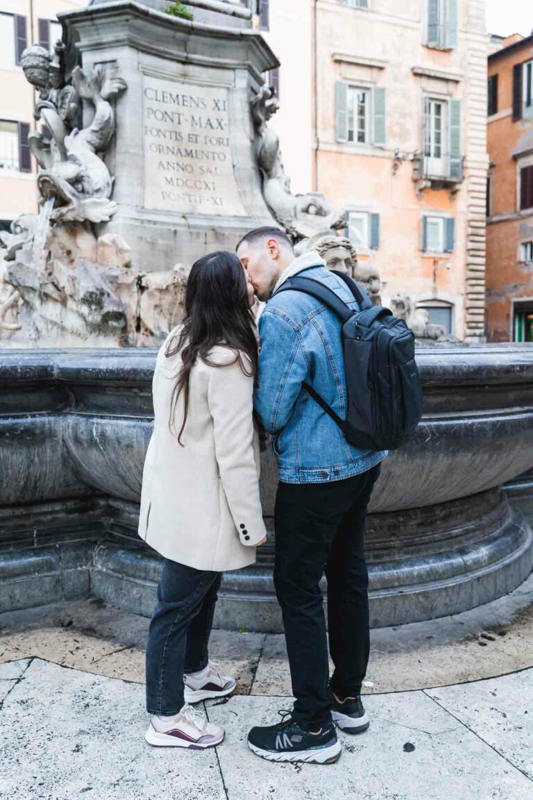 Photoshoot at the Pantheon with young couple in Rome